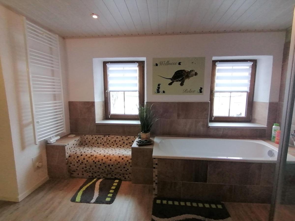 Ferienwohnung Jurk Barenstein Bagian luar foto