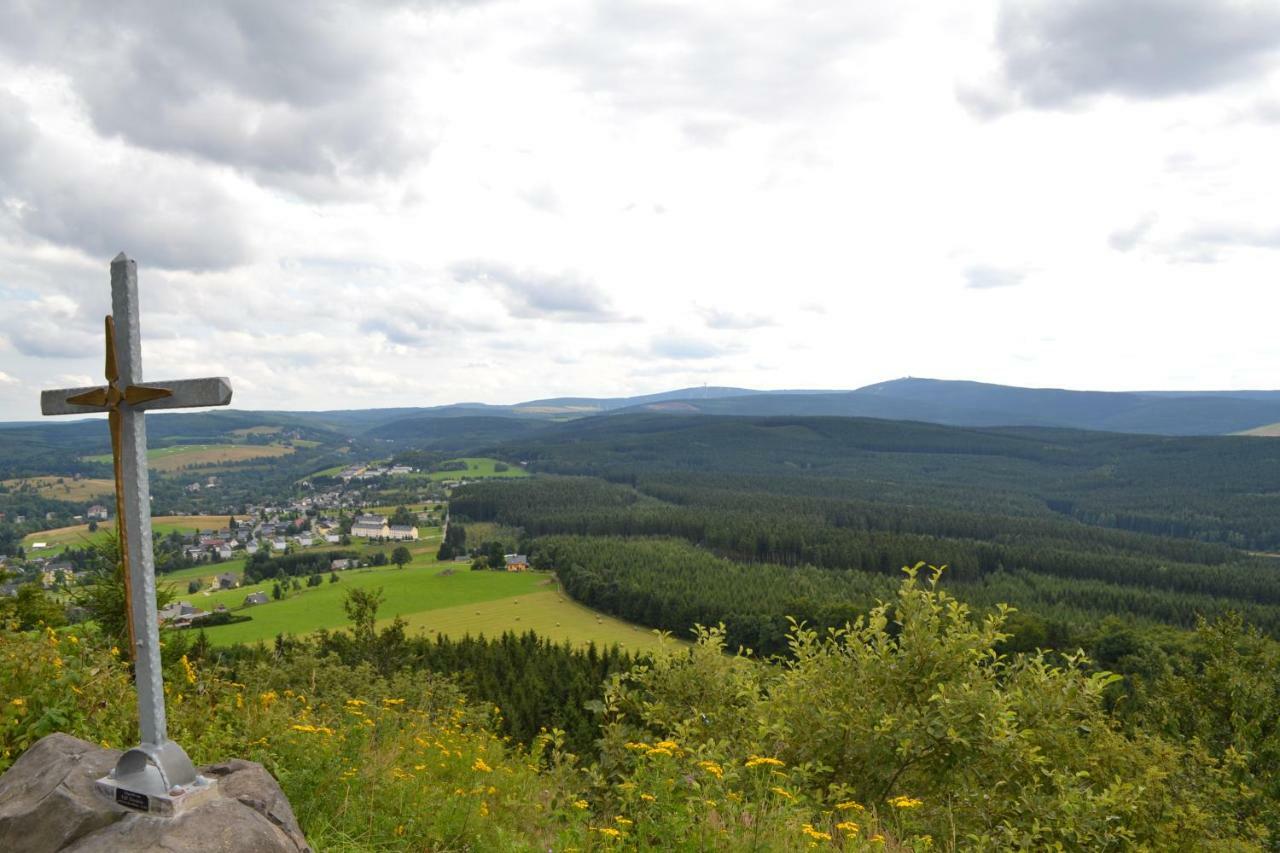 Ferienwohnung Jurk Barenstein Bagian luar foto